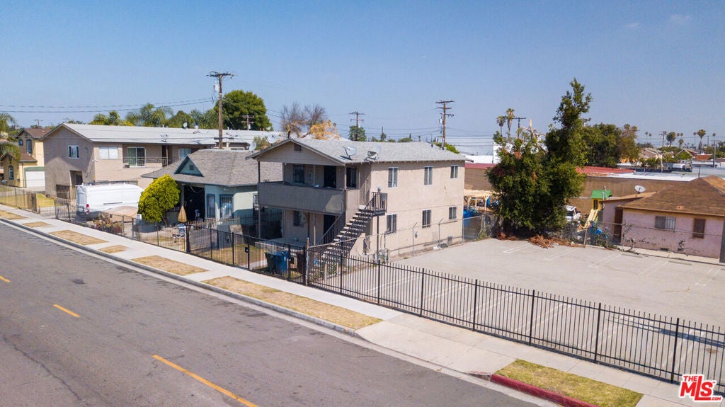 1005 W 95th Street