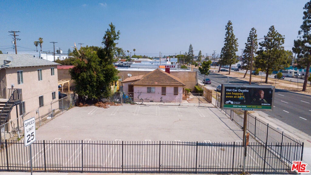 1005 W 95th Street