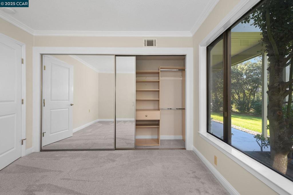 ROSSMOOR - Residential