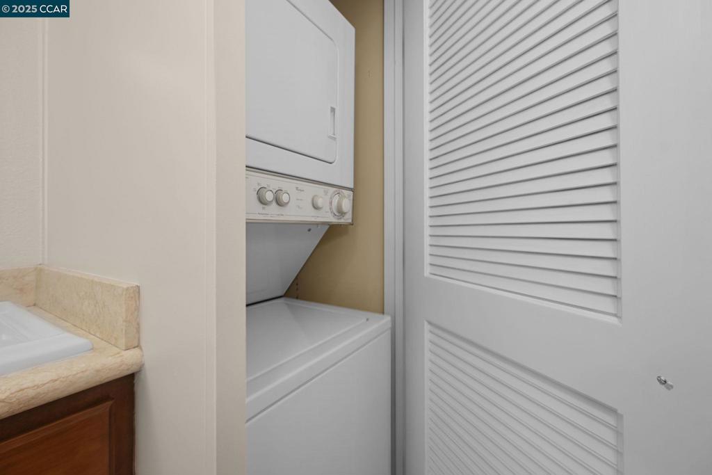 ROSSMOOR - Residential