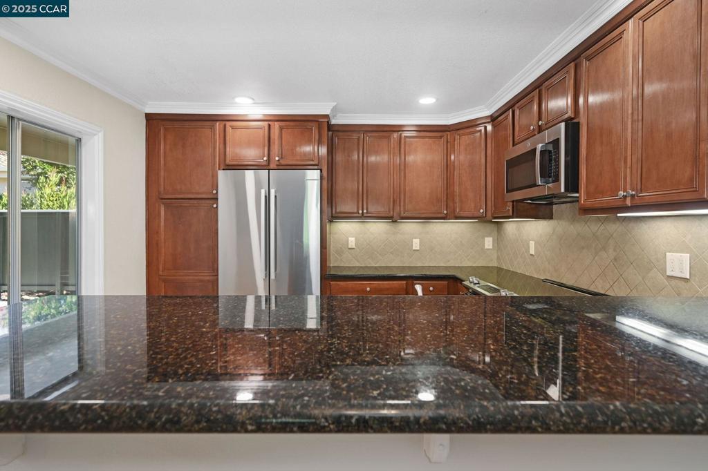 ROSSMOOR - Residential