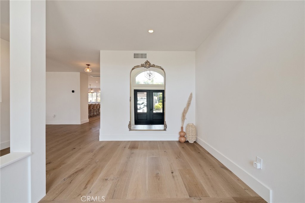 37 Moccasin Lane