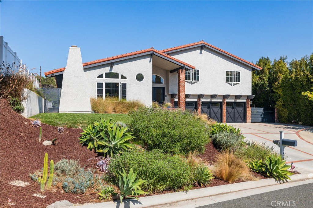 37 Moccasin Lane