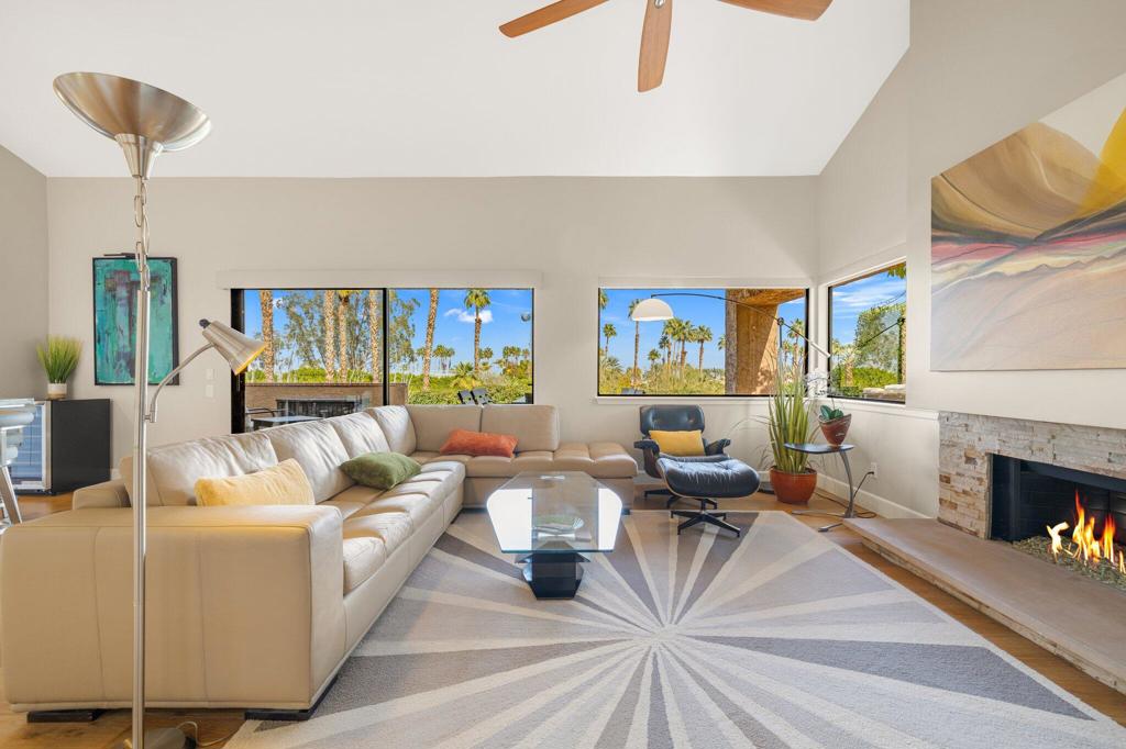 48628 Sundrop Court