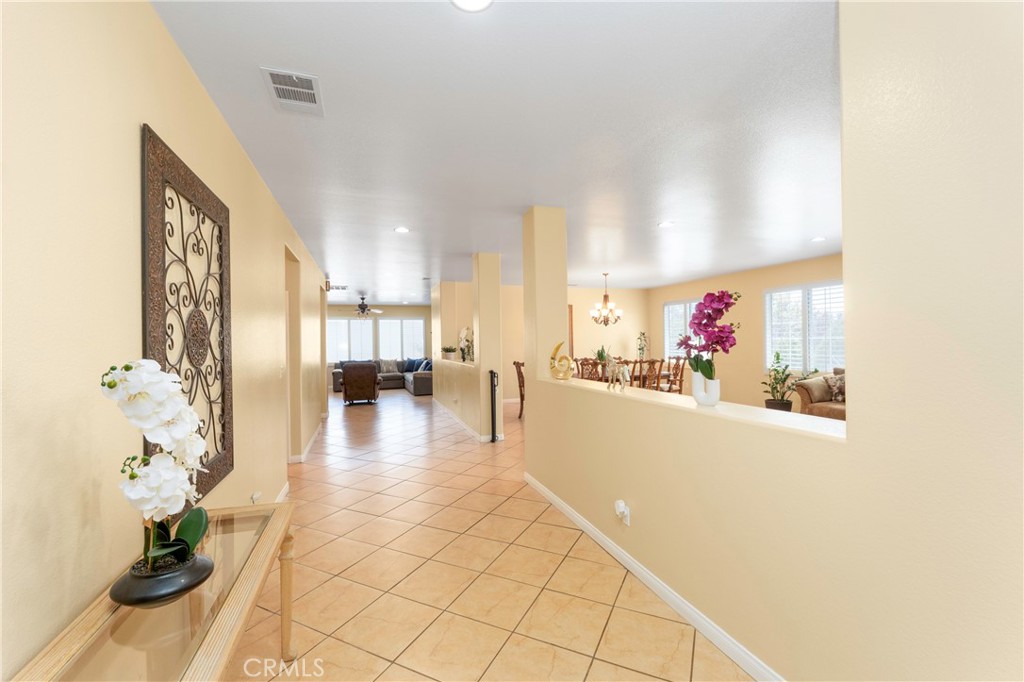 39600 Calle Gayube