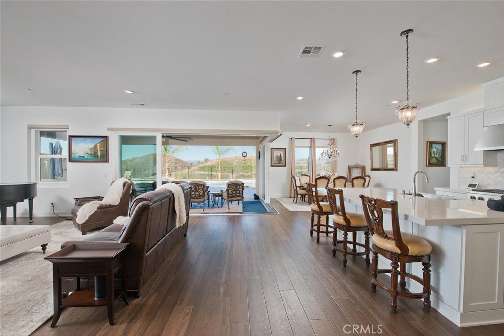 29595 Paseo Guijarro