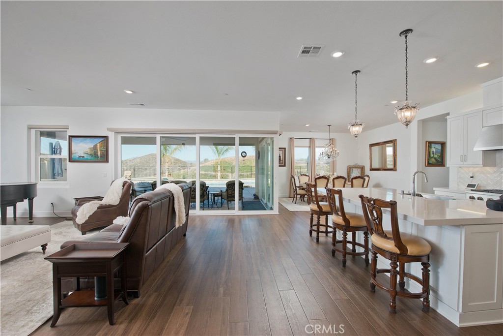 29595 Paseo Guijarro