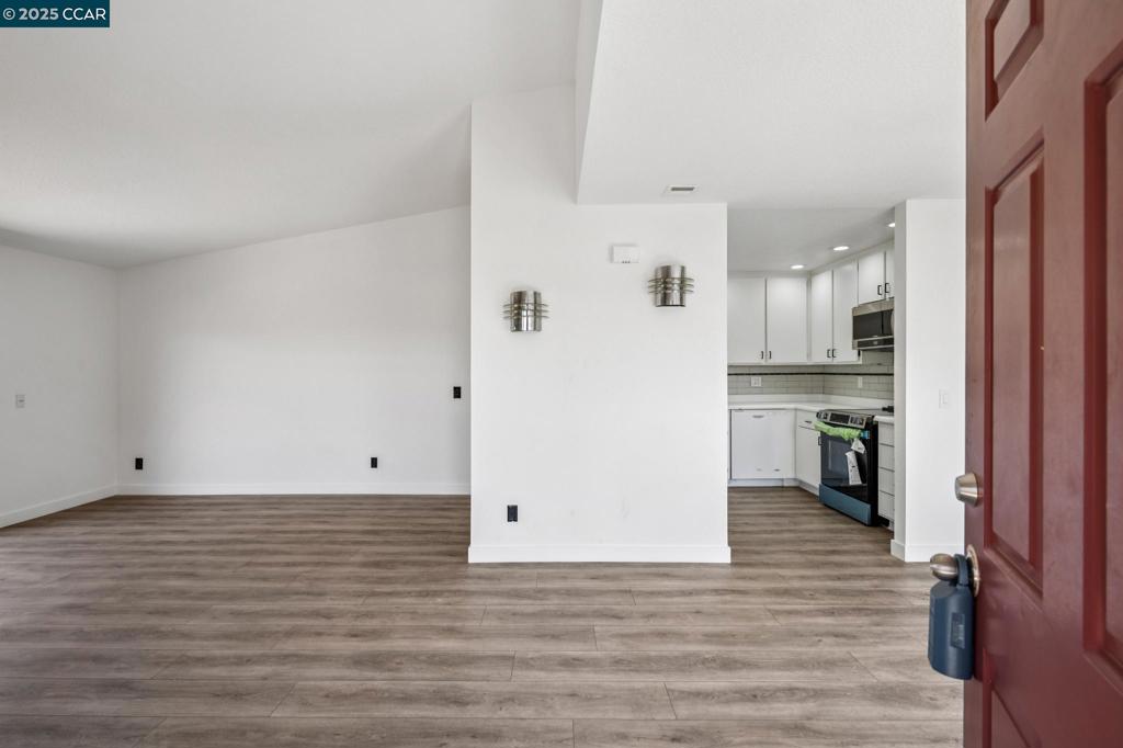 SUMMIT - Residential