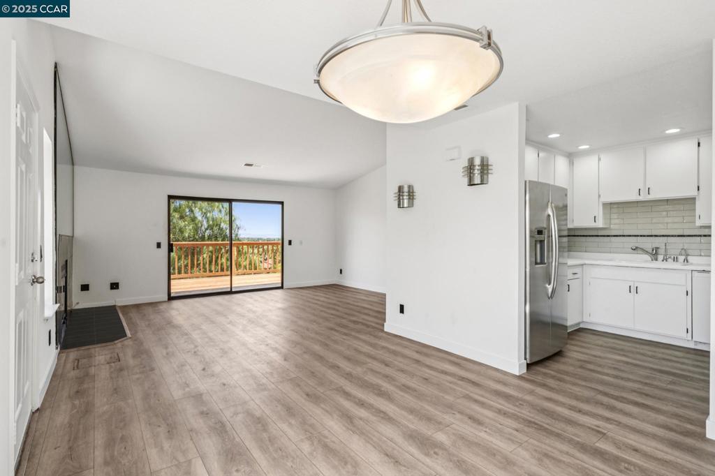 SUMMIT - Residential