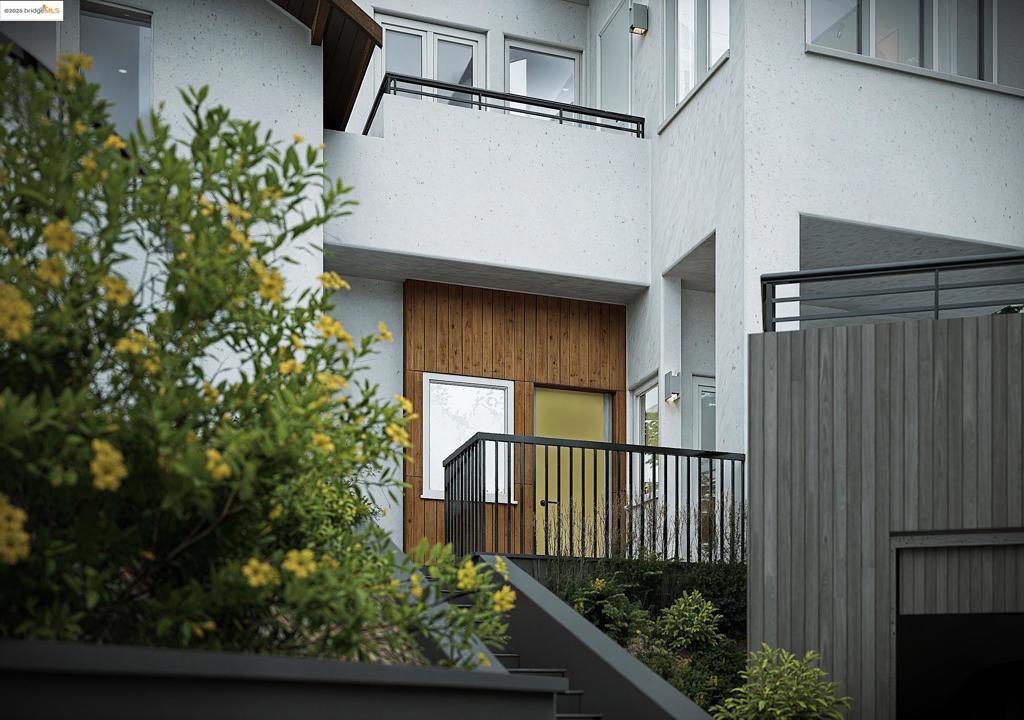 UPPER ROCKRIDGE - Land