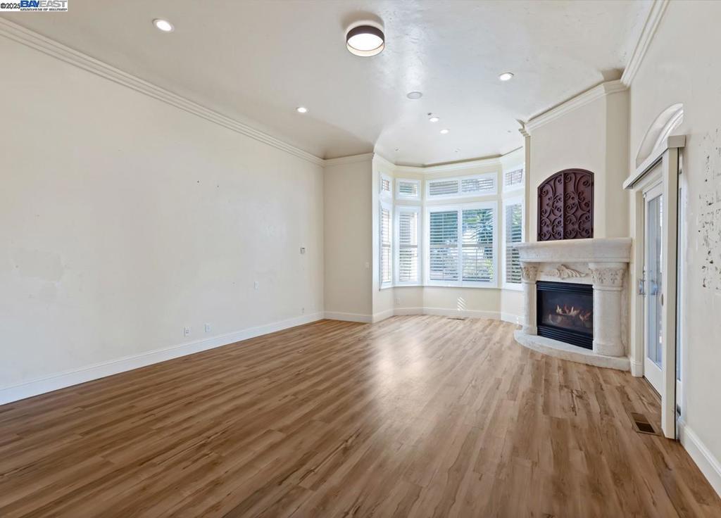 Not Listed - Residential