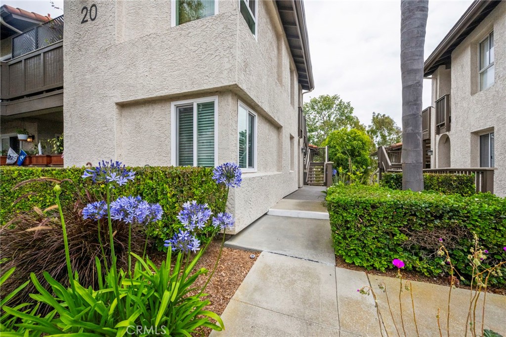 20 Corniche Drive H