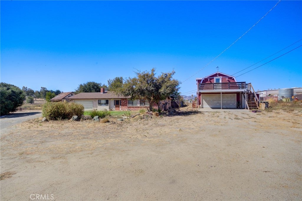 4695 Thread Lane