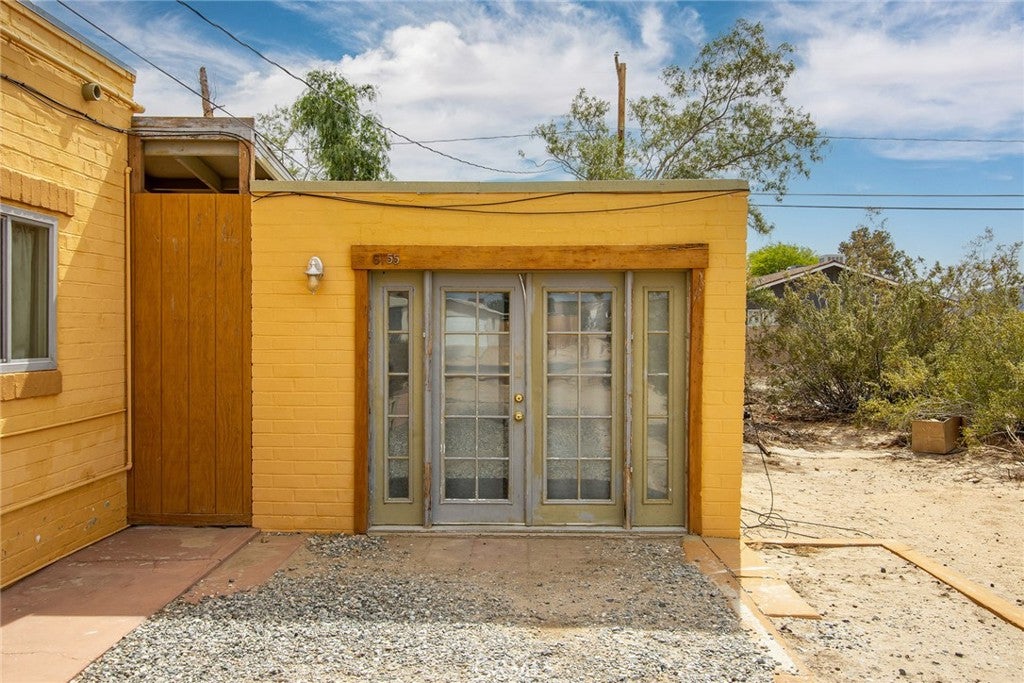 6155 Cahuilla