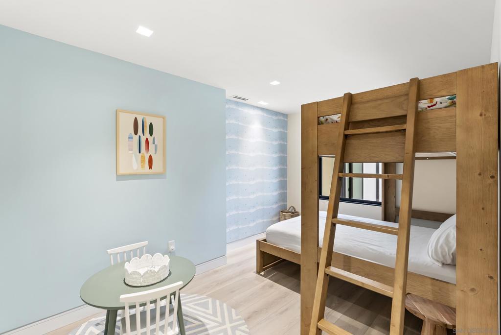 Pacific Beach - Residential Lease