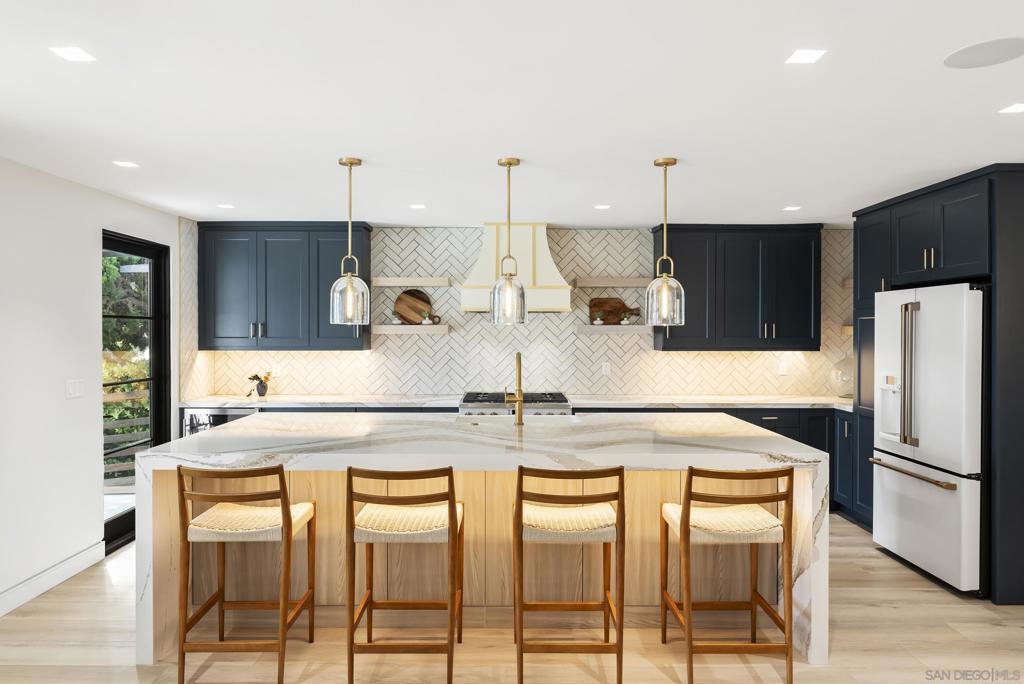 Pacific Beach - Residential Lease