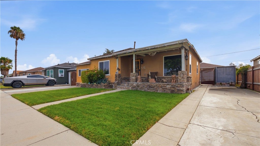 1046 S Gunlock