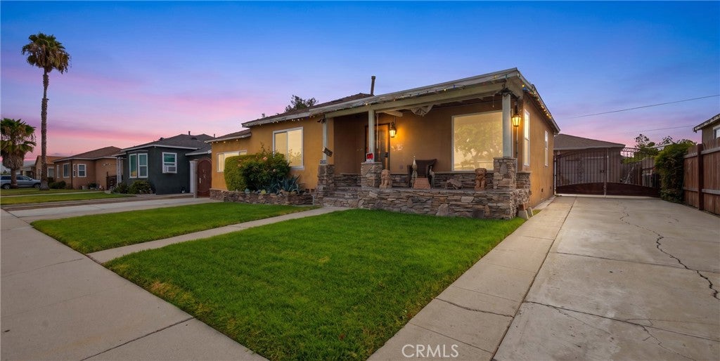 1046 S Gunlock