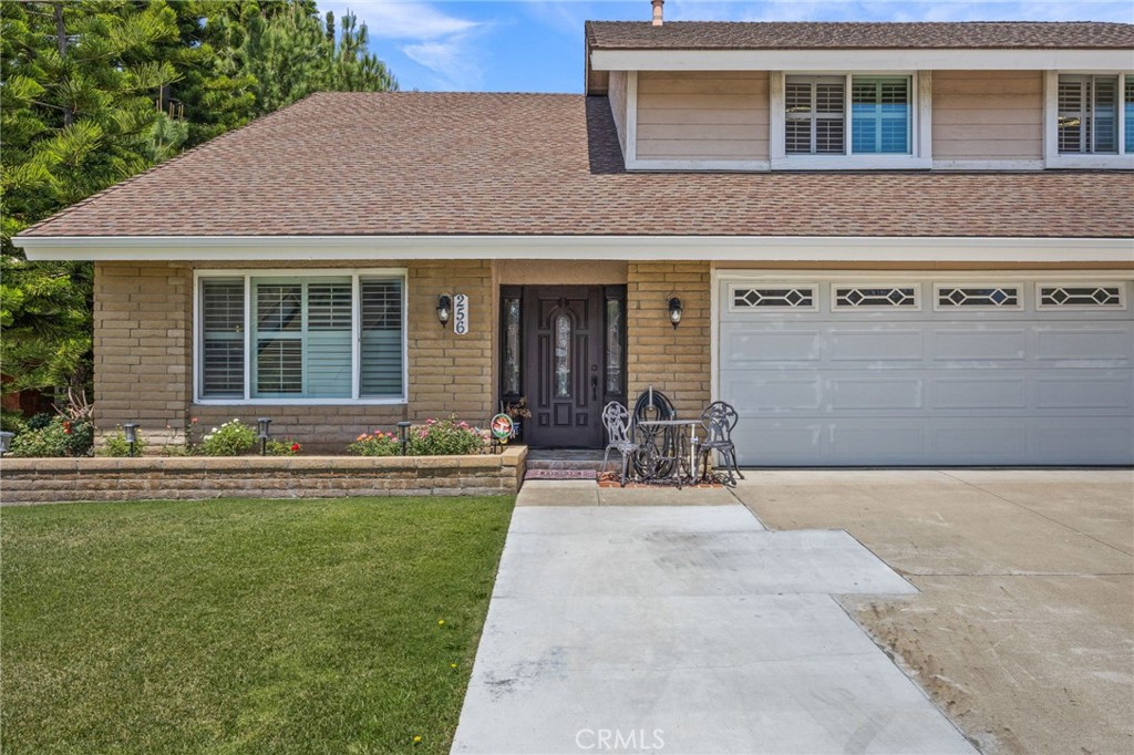 256 N Quail Lane