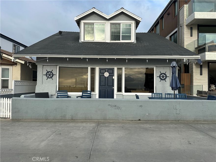 Charming 5-Bedroom Beach Cottage on The Strand – Hermosa Beach



Enjoy beach life as it should be in this 1,800 sq. ft. 5-bedroom, 2-bath cottage located right on the world-famous Strand in beautiful Hermosa Beach. Perfect for family getaways, hosting friends, or as a comfortable retreat while renovating your home.



Features include:



Bedrooms: 1 King (master), 1 Queen, and 3 Full beds (sleeps plenty)



Layout: Downstairs – 1 Queen + 2 Fulls | Upstairs – 1 Full + Master King



Style: Cozy coastal décor with quality linens, towels, and thoughtful amenities



Living: Faux fireplace for a warm ambiance



Outdoor: Rear patio with BBQ and sitting area for relaxed entertaining



Parking: 1-car garage + 2 additional driveway spaces



Pet-friendly: Small pets considered



Month-to-month available (12-month lease preferred) Rates go up after March 2026



This cottage combines the charm of a classic beach house with the comforts you need for easy living. Step outside and you’re right on the Strand—perfect for biking, strolling, or just soaking up Hermosa’s vibrant beach lifestyle.