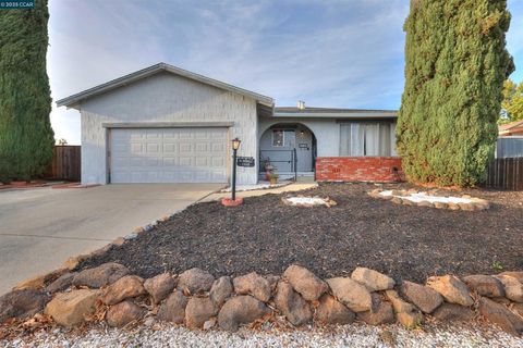 Photo of 1428 Saint Frances Dr Dr, Antioch, CA 94509 (MLS # 41118076)