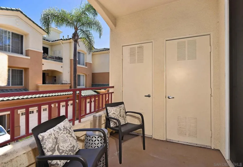 San Diego, California 92130, United States, 1 Bedroom Bedrooms, ,1 BathroomBathrooms,Residential,Active,201765
