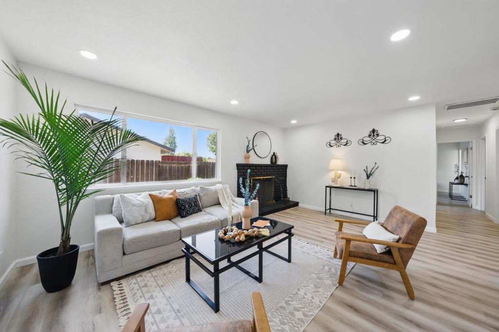 1693 Greentree Drive