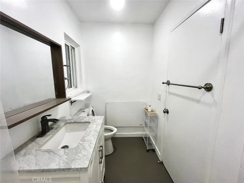 Tiny photo for 1065 Warwick AVE, Thousand Oaks, CA 91360 (MLS # OC26191951)
