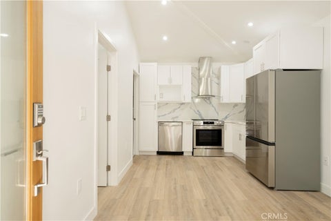 Tiny photo for 1065 Warwick AVE, Thousand Oaks, CA 91360 (MLS # OC26191951)