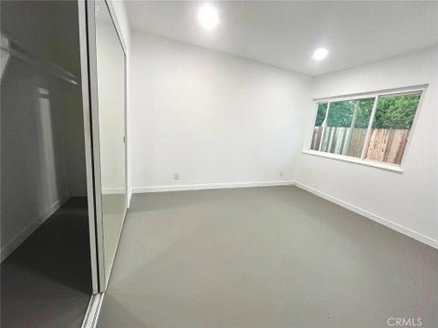 Tiny photo for 1065 Warwick AVE, Thousand Oaks, CA 91360 (MLS # OC26191951)
