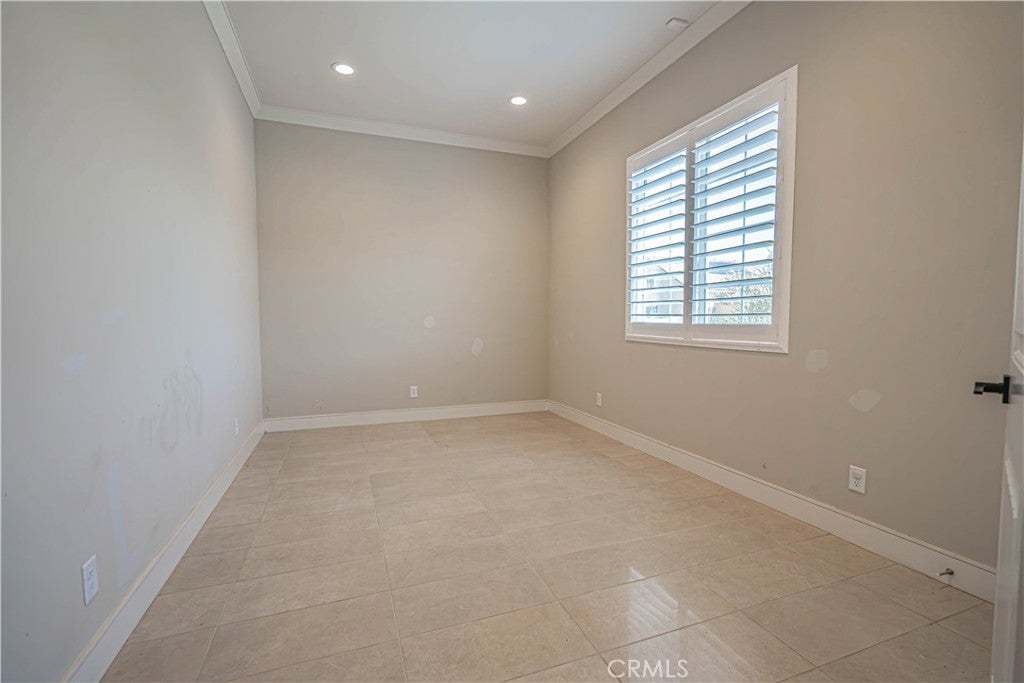 2041 Cork Oak Street