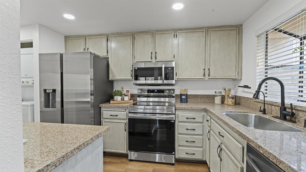 La Mesa - Residential