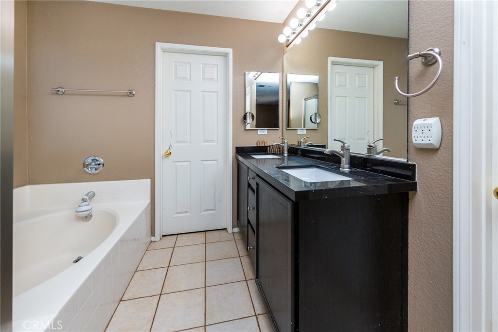 Cambridge Collection (CAMBC) - Residential