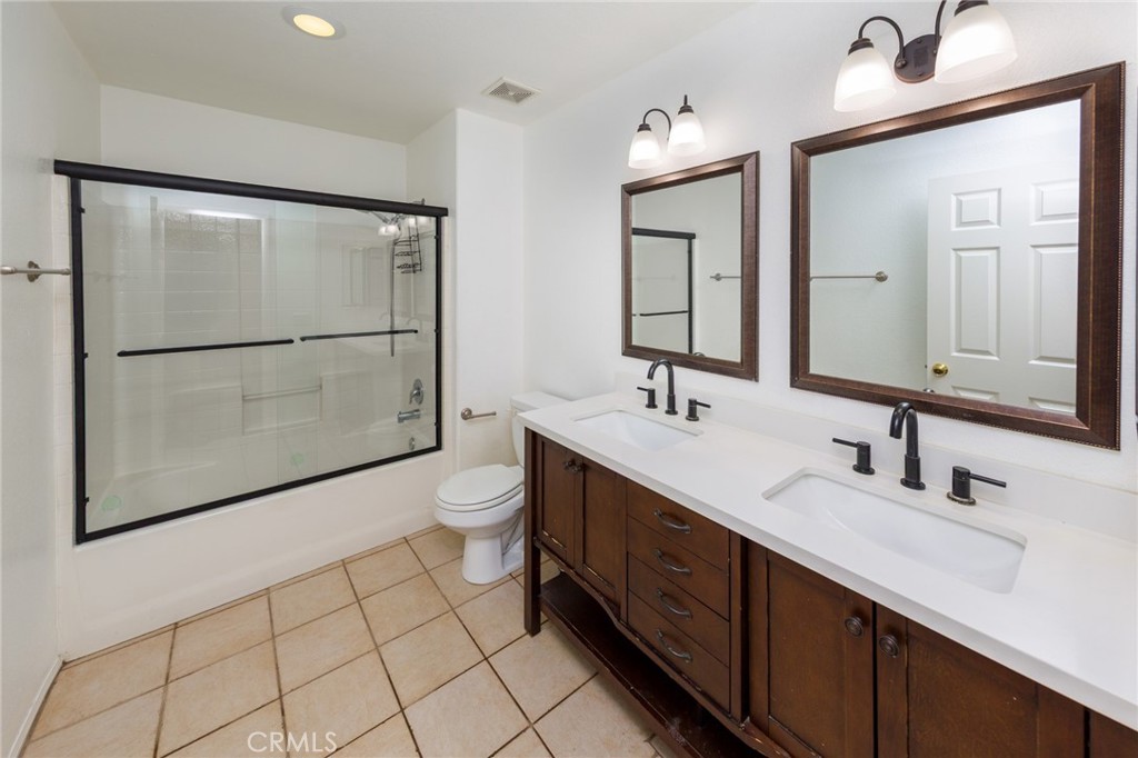 Cambridge Collection (CAMBC) - Residential