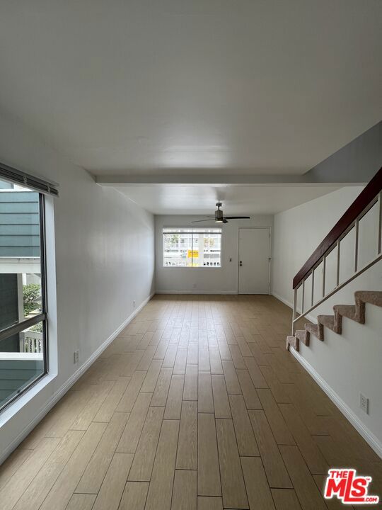 233 S Ventura Road 141