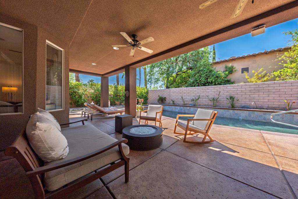 7 Hillcrest Drive