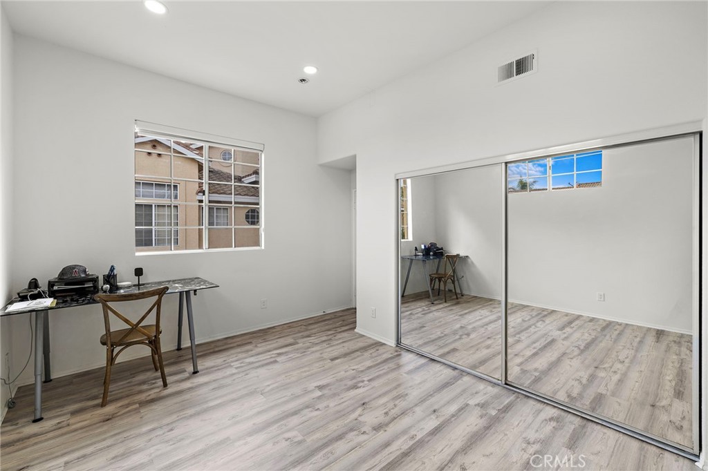 Del Prado Builder I (DP) - Residential Lease