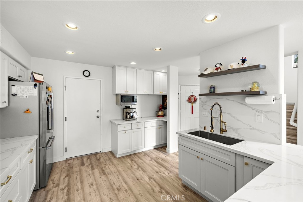 Del Prado Builder I (DP) - Residential Lease