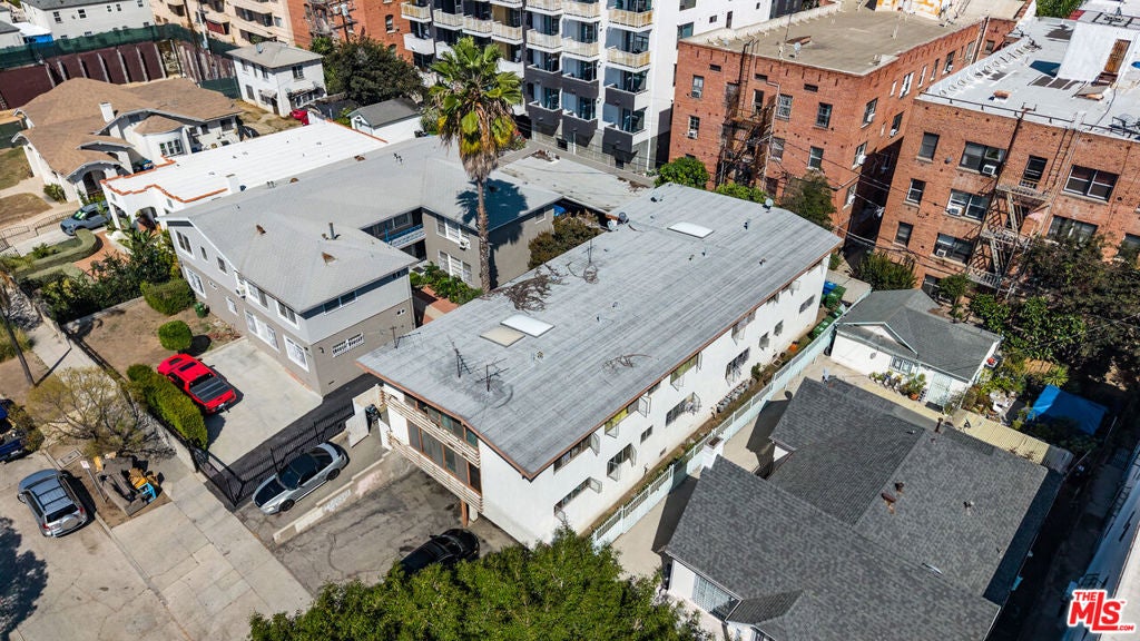 736 Gramercy Drive
