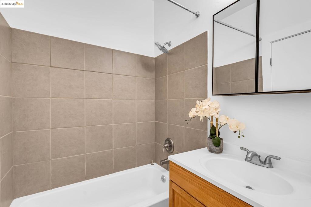 SOUTH BERKELEY - Residential