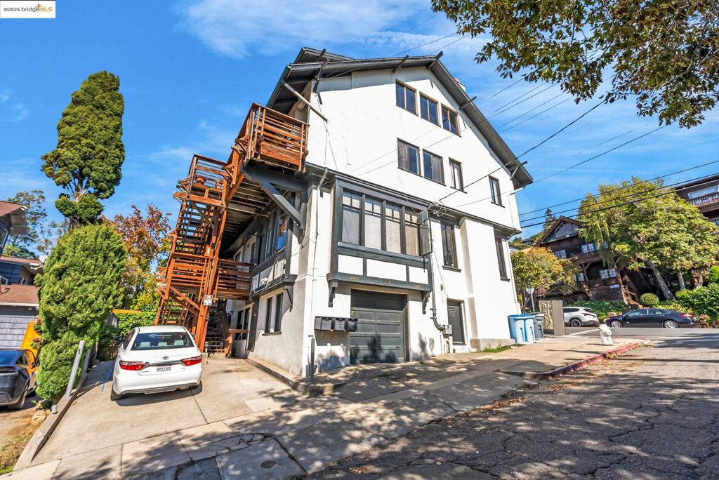 SOUTH BERKELEY - Residential