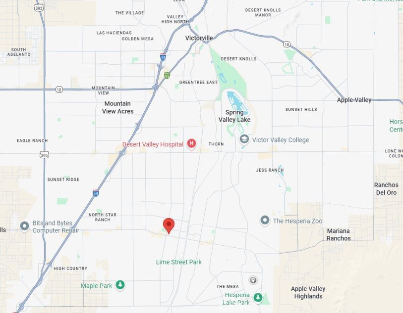 Main image without alt text