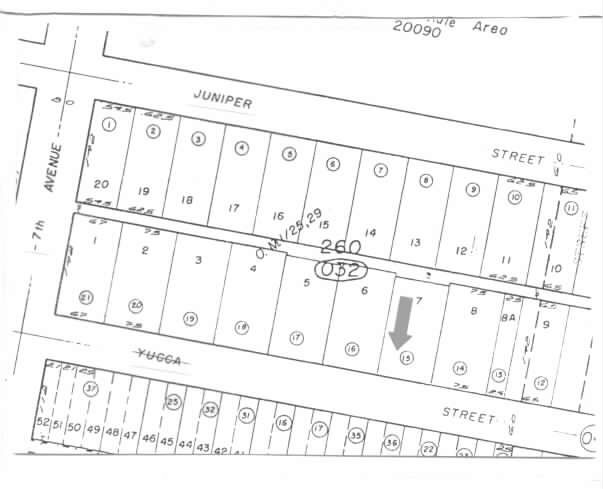 Main image without alt text