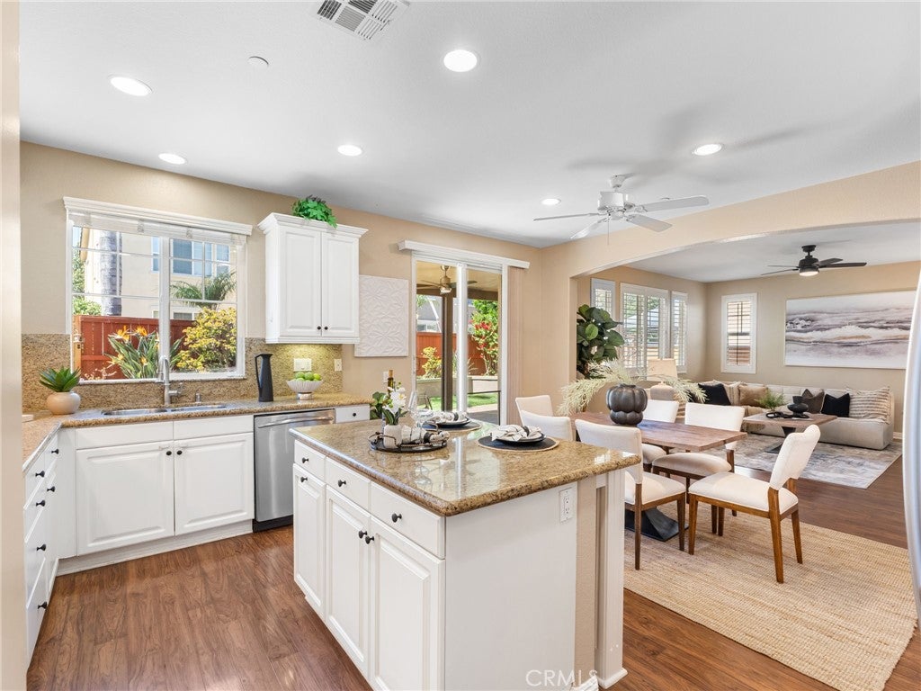3958 Lake Park