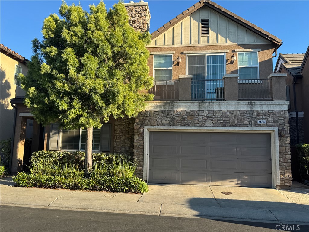 Welcome to this beautiful home nestled in the highly sought-after Renaissance Community in Inglewood. This spacious residence offers 3 bedrooms, 2.5 bathrooms, and a thoughtful layout ideal for both relaxing and entertaining. The inviting living room features a cozy fireplace, while the separate family room opens to a bright and airy kitchen—perfect for gatherings.
Recent upgrades include fresh paint, new carpet, modern flooring, and updated lighting fixtures throughout. The expansive primary suite boasts a private balcony, a luxurious en-suite bathroom with a separate spa tub and shower, and a generous walk-in closet. A versatile open space on the second floor is ideal for a home office, media center, or playroom.
Two additional upstairs bedrooms share a full bath with a dual vanity. A separate laundry room includes a sink and built-in cabinetry for added convenience.
Additional highlights:
Central A/C and heat
Energy-efficient double-pane windows
Direct access to a 2-car garage
Private gated backyard with stunning flagstone tile and a peaceful patio—ideal for BBQs, kids’ play, or quiet mornings with coffee and a book
The Renaissance is a gated community with 24-hour security, a pool and spa, tennis court, two parks with playgrounds, and lush landscaping. Located just steps from SoFi Stadium, Hollywood Park, the Forum, and the new Intuit Dome, with dining, shopping, and entertainment all within walking distance. Only 15 minutes to LAX and the beach—this location truly has it all.