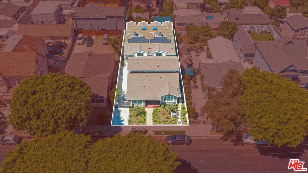 1237 W 25th Street