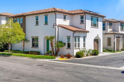 Photo of 3068 Harrison Lane, Simi Valley, CA 93065 (MLS # V1-36562)