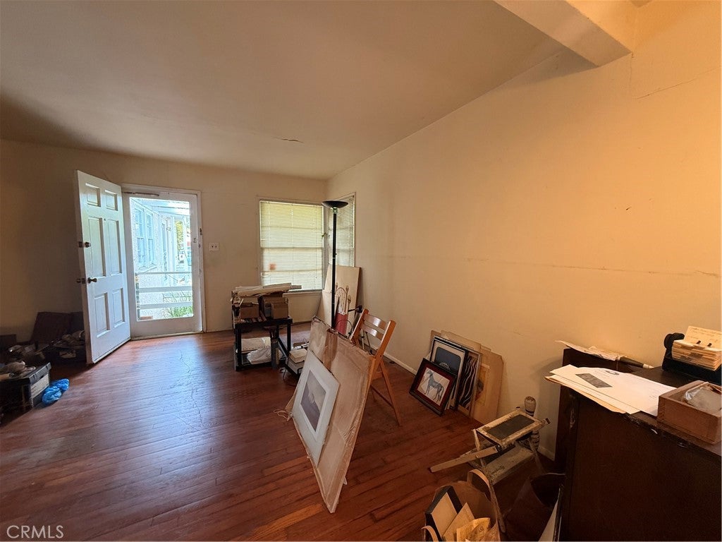 5900 W 85th