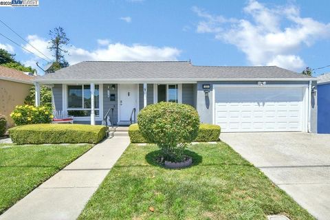 Photo of 1311 Via Manzanas, San Lorenzo, CA 94580 (MLS # 41115871) Photo of 1311 Via Manzanas, San Lorenzo, CA 94580 (MLS # 41115871)