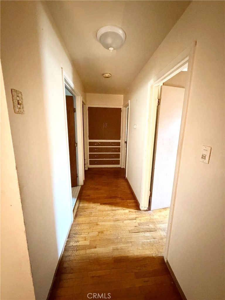 1720 E 26th